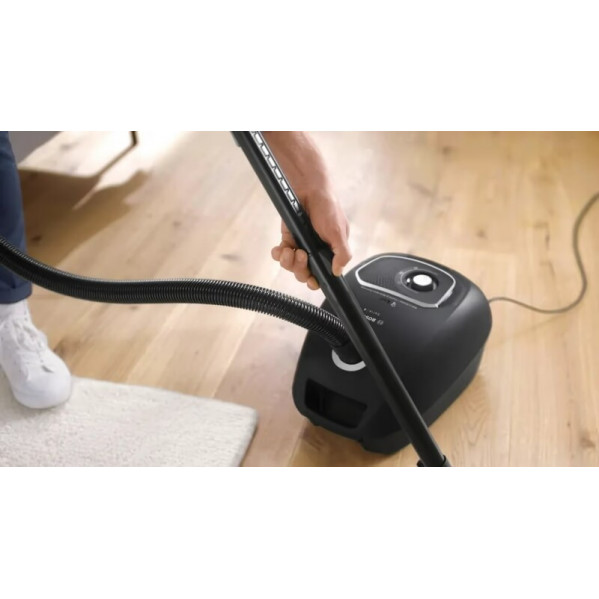 Пилосос Bosch BGB41BA1