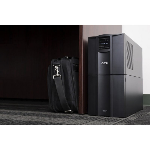 Джерело безперебійного живлення APC APC Smart-UPS 2200VA/1980W, LCD, USB, SmartConnect (SMT2200IC)